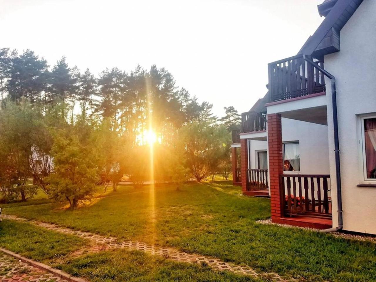 Osrodek Nad Jeziorem - Radew Rosnowo ภายนอก รูปภาพ