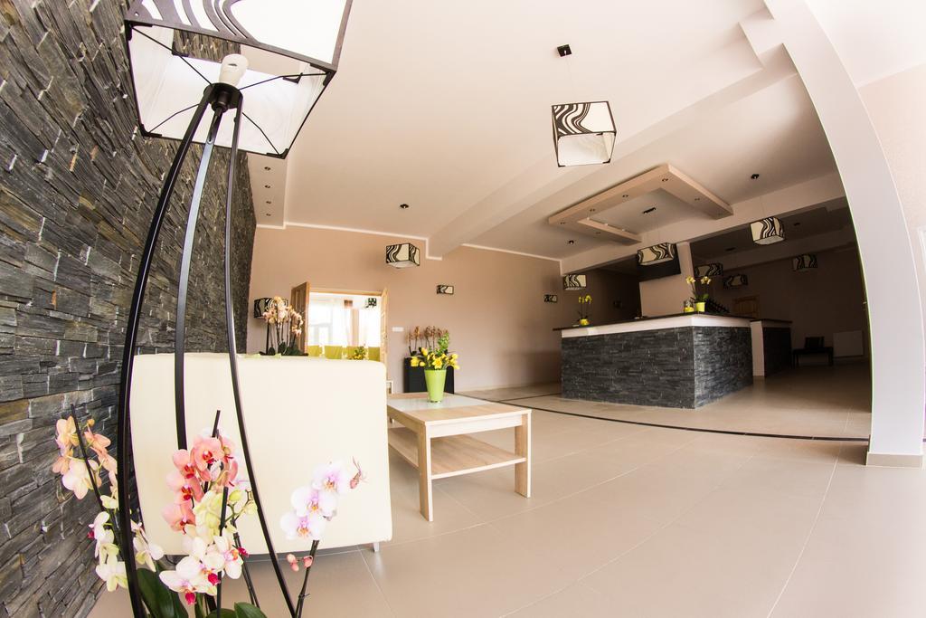 Osrodek Nad Jeziorem - Radew Rosnowo ภายนอก รูปภาพ